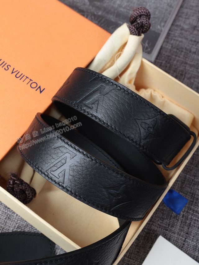 LV皮帶 經典LV腰帶系列 路易威登壓紋牛皮男士腰帶  xfp2114